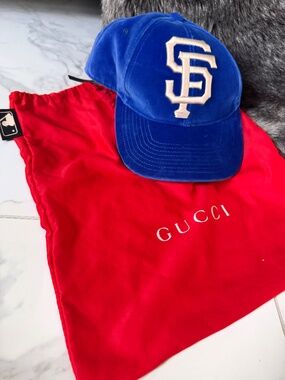 Gucci velvet SF ball cap